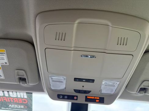 Used 2020 Buick Envision Essence FWD image 22