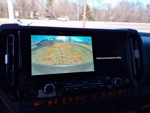 Certified 2025 Nissan Frontier Pro-X image 15