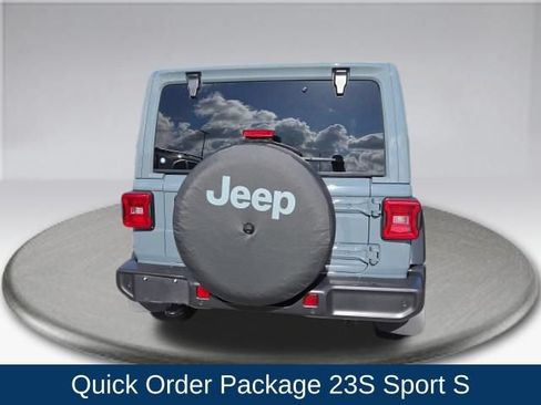 Used 2024 Jeep Wrangler Unlimited Sport AWD/4WD image 9