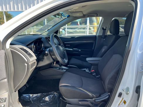 Used 2019 Mitsubishi Outlander Sport ES image 11