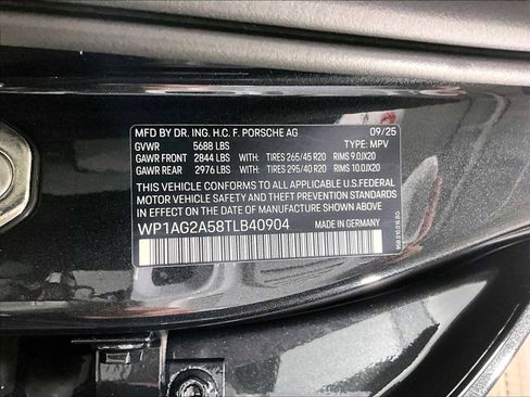 Used 2026 Porsche Macan S AWD/4WD image 25