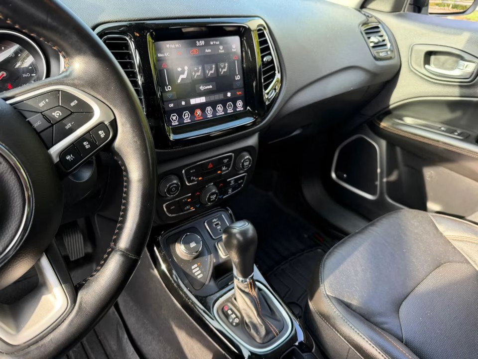 Used 2021 Jeep Compass Limited w/ Sun and Sound Group AWD/4WD image 22