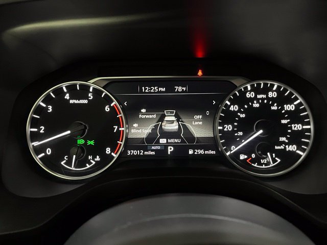 Used 2023 Nissan Rogue SV AWD/4WD image 17