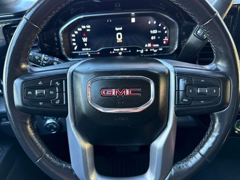 Used 2022 GMC Sierra 1500 SLE image 28