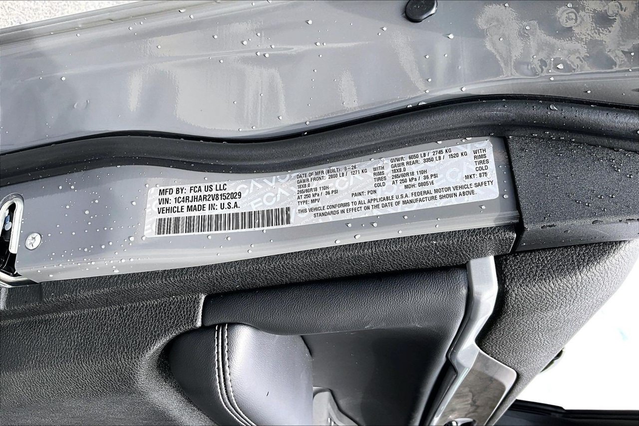 New 2027 Jeep Grand Cherokee Altitude AWD/4WD image 36