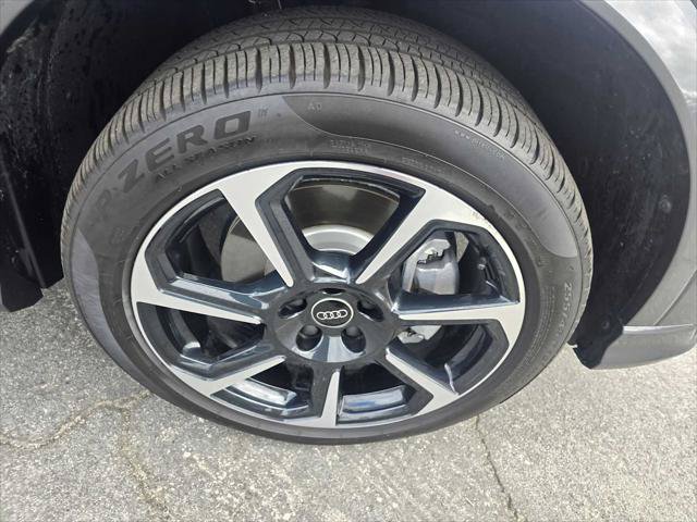 Used 2025 Audi Q3 2.0T Premium Plus w/ Premium Plus Package AWD/4WD image 9