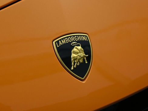 Used 2023 Lamborghini Urus S AWD/4WD image 13