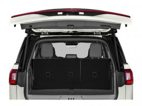 Used 2019 Lincoln Navigator Reserve image 12