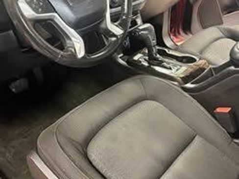 Used 2015 GMC Canyon SLE RWD image 5