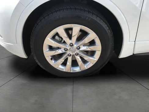 Used 2017 Buick Envision Essence FWD image 4