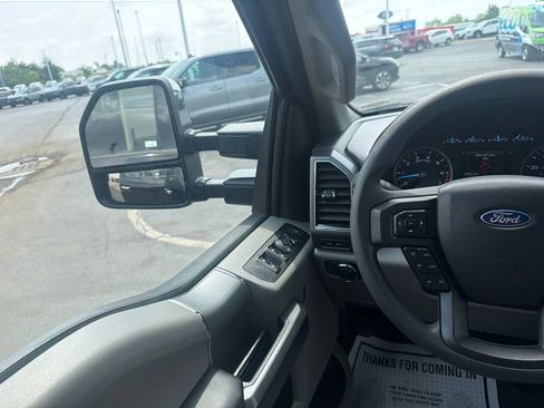 Used 2022 Ford F350 XLT w/ XLT Premium Package AWD/4WD image 21