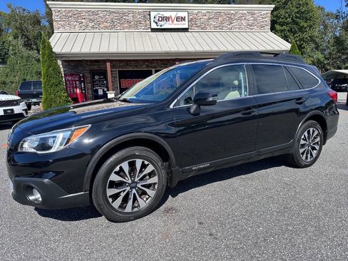 Used 2016 Subaru Outback 3.6R Limited image 1
