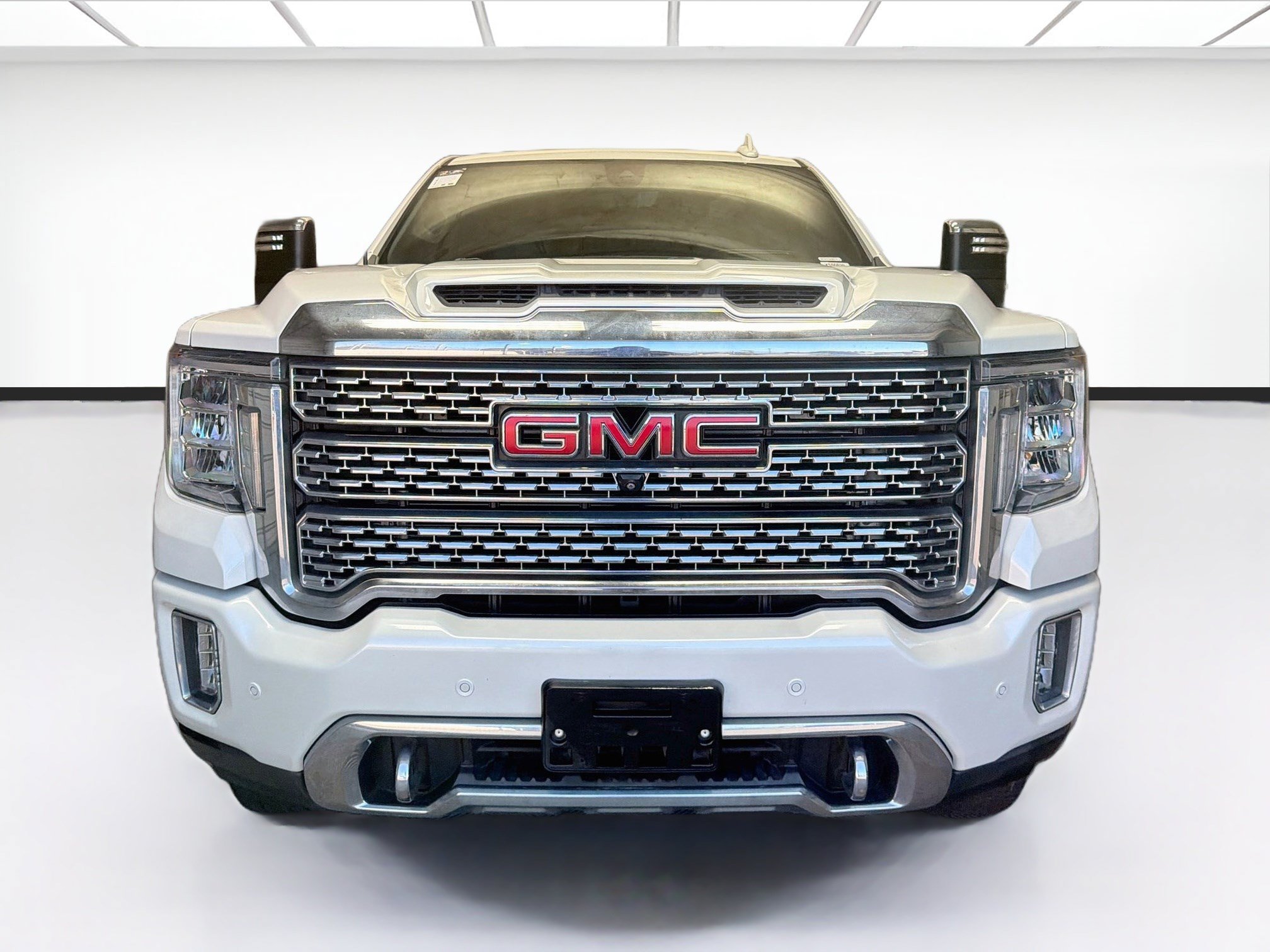 Used 2020 GMC Sierra 2500 Denali w/ Denali Ultimate Package AWD/4WD image 2