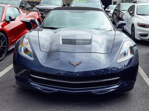 Used 2015 Chevrolet Corvette Stingray Convertible w/ 2LT Preferred Equipment Group RWD image 2
