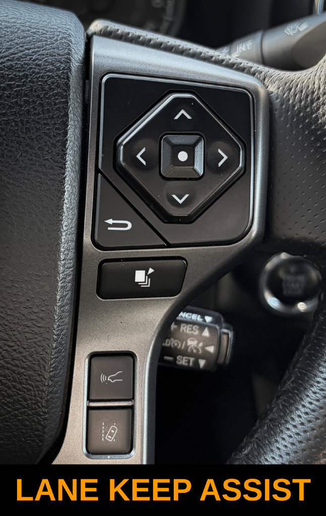 Used 2018 Toyota Tacoma TRD Off-Road AWD/4WD image 11