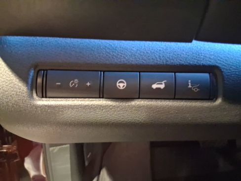 New 2026 Nissan Pathfinder Platinum FWD image 28