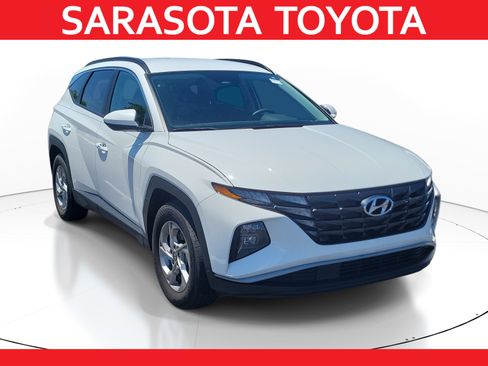 Used 2024 Hyundai Tucson SEL FWD image 1