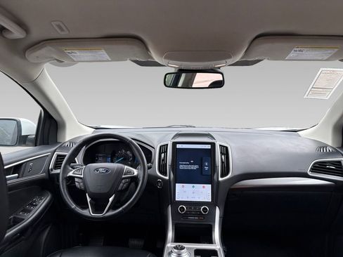 Used 2023 Ford Edge SEL image 3