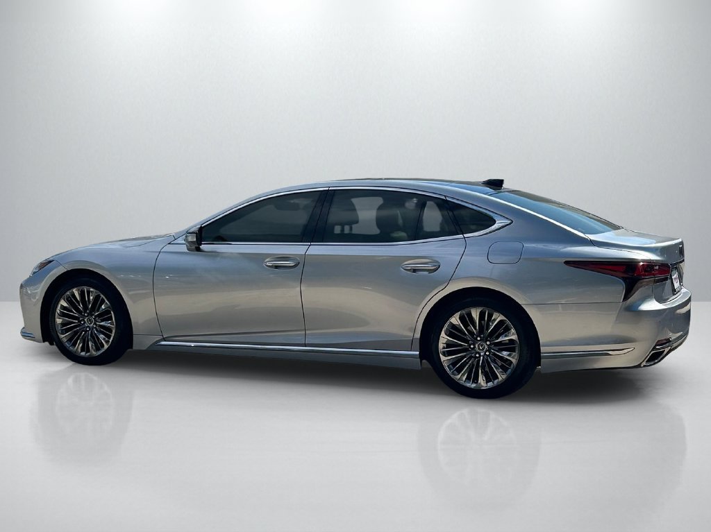 Used 2022 Lexus LS 500 w/ Interior Upgrade Package RWD image 8