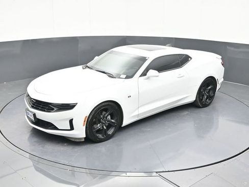 Used 2022 Chevrolet Camaro LT image 60
