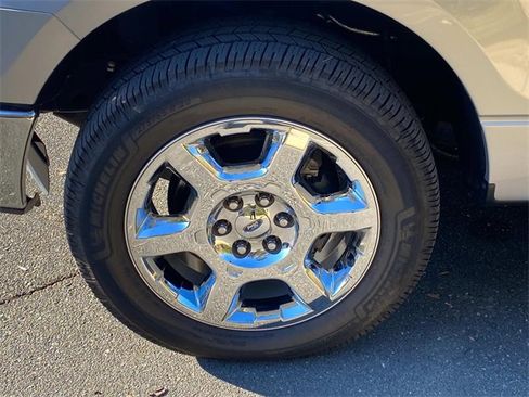 Used 2013 Ford F150 XLT w/ Luxury Equipment Group image 6