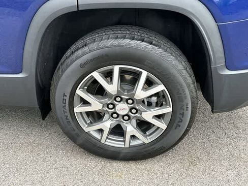 Used 2023 GMC Acadia SLE w/ Driver Convenience Package AWD/4WD image 5