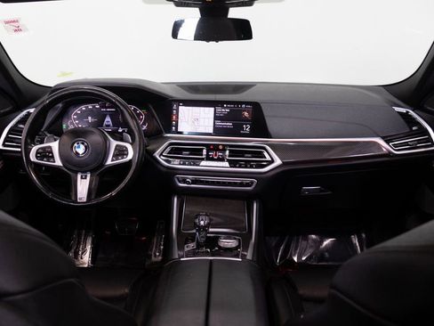 Used 2022 BMW X6 M50i w/ Executive Package image 27
