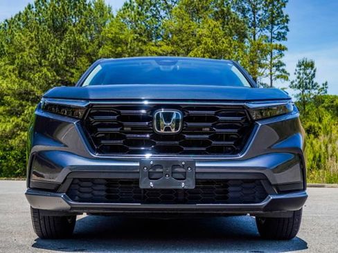 Used 2024 Honda CR-V EX image 8