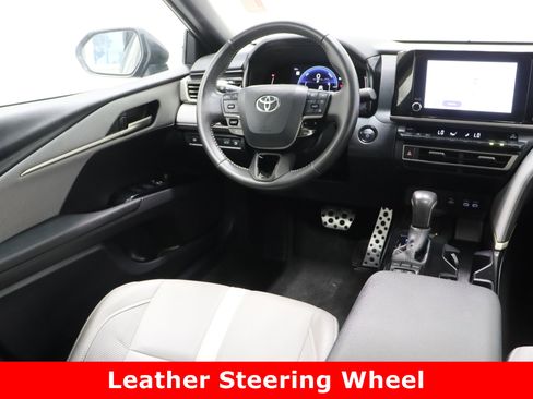Certified 2025 Toyota Camry SE image 32
