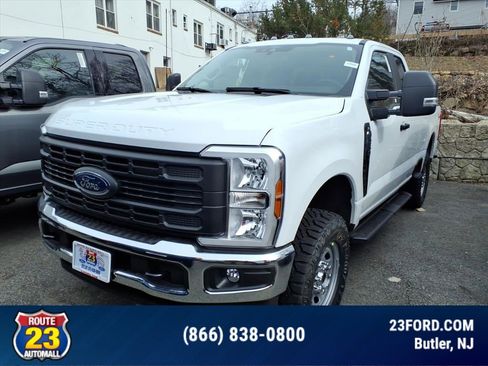 New 2026 Ford F250 XL w/ XL Off-Road Package image 2