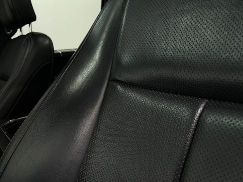 Used 2018 Ford F150 Lariat w/ Equipment Group 502A Luxury image 18