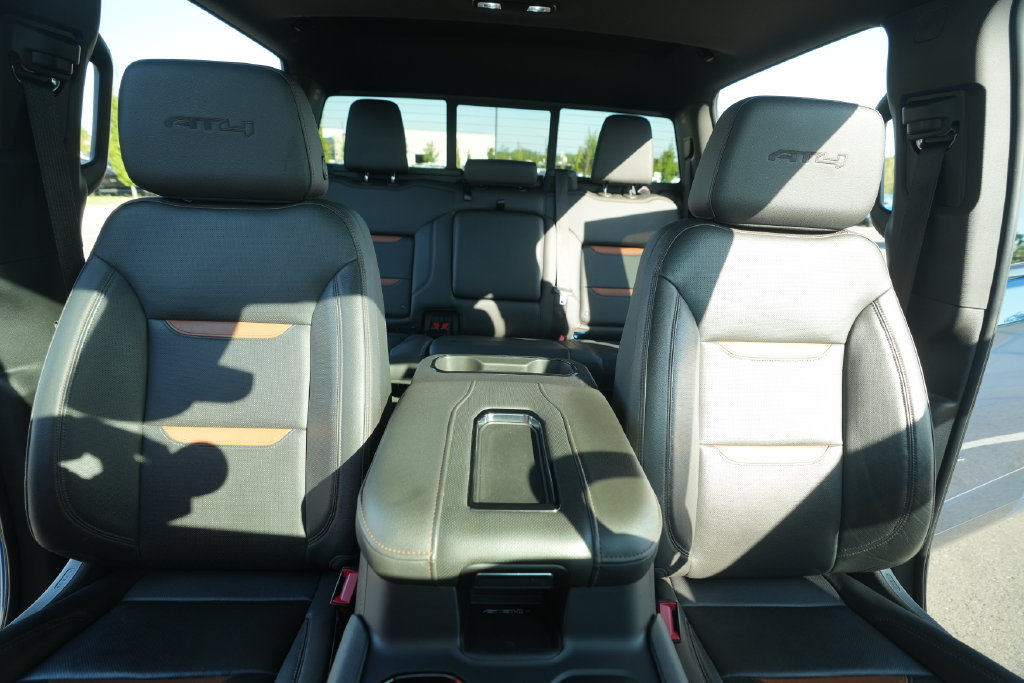 Used 2022 GMC Sierra 1500 AT4 w/ AT4 Premium Package AWD/4WD image 44