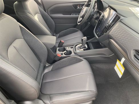 New 2025 Subaru Forester Touring image 8