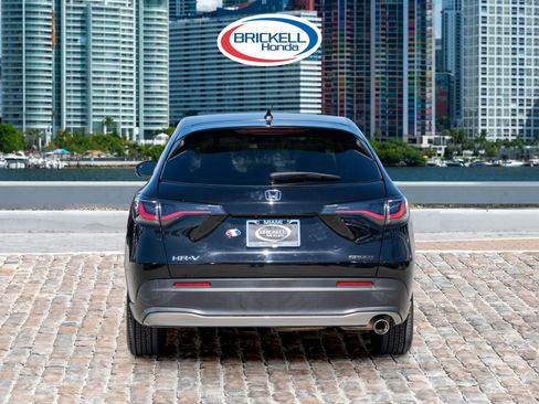 Certified 2023 Honda HR-V Sport image 6