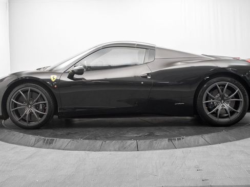 Used 2014 Ferrari 458 Spider RWD image 14