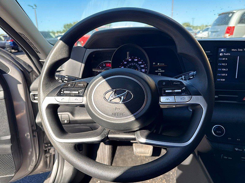 Used 2023 Hyundai Elantra SEL FWD image 20