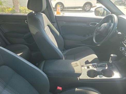 Used 2025 Honda Civic Sport image 7