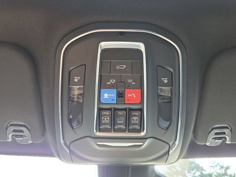 New 2026 Jeep Grand Wagoneer Limited AWD/4WD image 21
