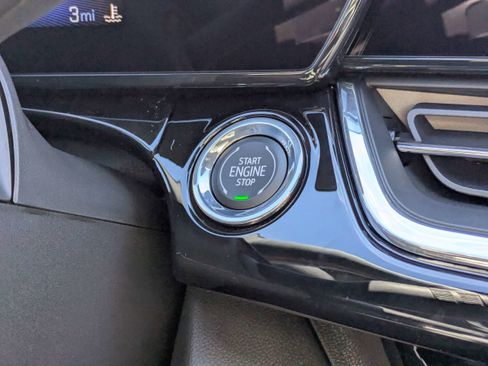 New 2026 Chevrolet Trax RS w/ Sunroof Package FWD image 29