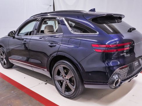 Certified 2022 Genesis GV70 3.5T Sport w/ Sport Prestige Package image 8