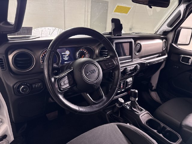 Used 2021 Jeep Wrangler Sport AWD/4WD image 19
