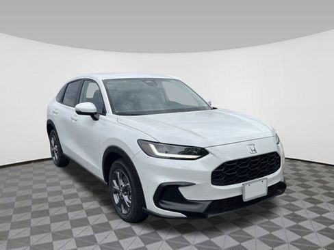 New 2026 Honda HR-V LX image 9
