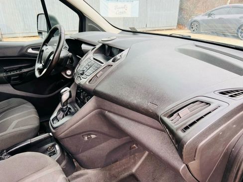 Used 2017 Ford Transit Connect XLT image 16