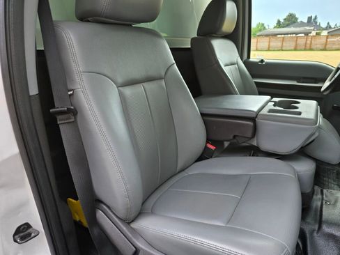 Used 2012 Ford F350 XL w/ Trailer Tow Pkg image 15