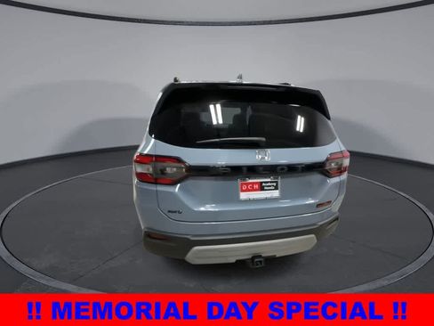 Used 2024 Honda Pilot TrailSport image 7