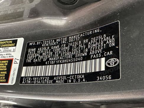 Used 2017 Toyota Camry SE FWD image 16