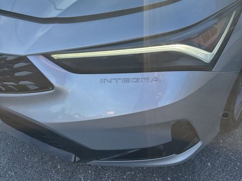 Used 2023 Acura Integra A-Spec image 11