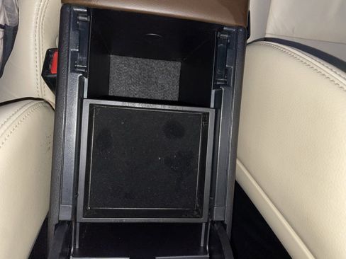 Used 2017 Toyota Avalon XLE Premium w/ Protection Package image 25