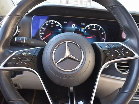 Used 2023 Mercedes-Benz E 350 4MATIC Sedan w/ Premium Package image 15