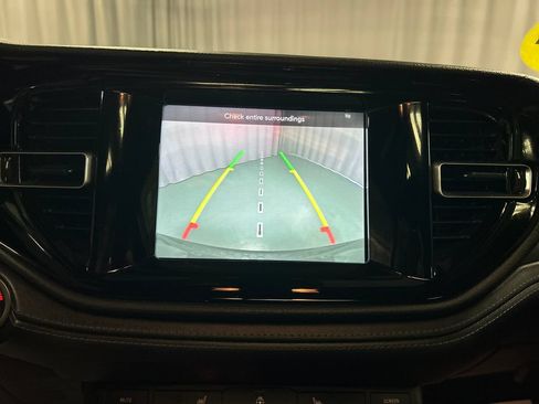 Used 2024 Dodge Durango SXT w/ SXT Blacktop Group AWD/4WD image 18